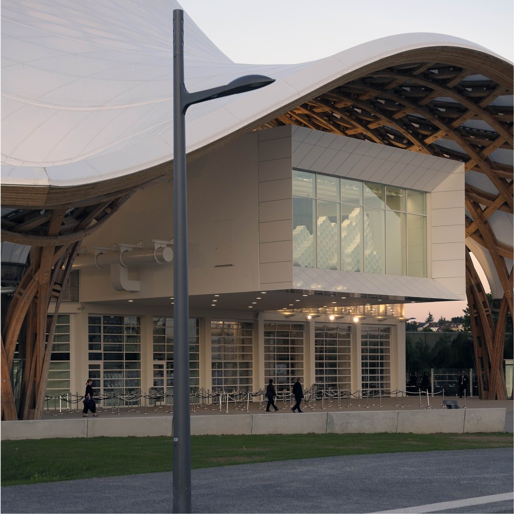 Lampadaire AMERICA Centre POMPIDOU Metz