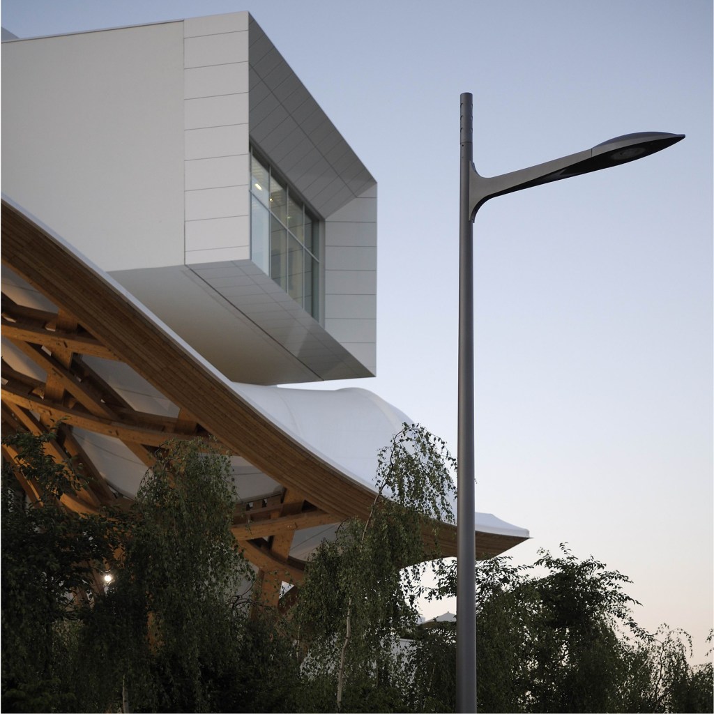 Lampadaire AMERICA Centre POMPIDOU Metz